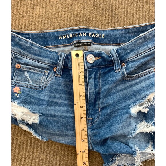 American Eagle Shorts Womens 8 Midi Cut-Off Distressed Stretch Embroidered Denim - Picture 5 of 10
